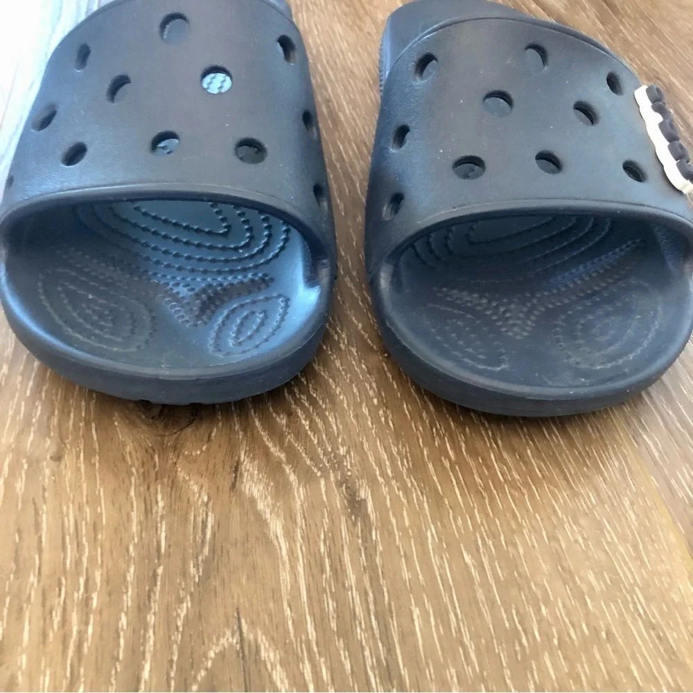 CROCS Classic II Slide Sandals Navy Blue men’s 3/women’s 5 with crocs charm